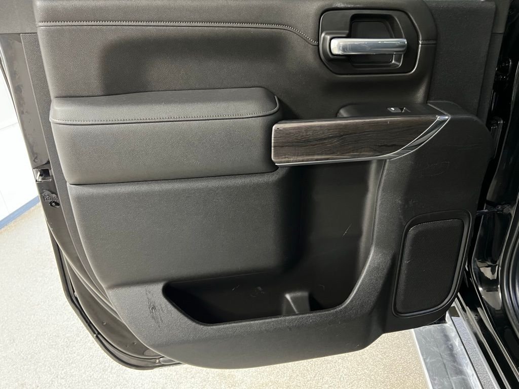 2022 Chevrolet Silverado 3500HD LTZ - Photo 52