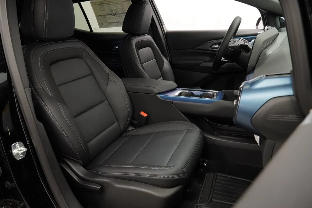 New 2026 Black Chevrolet LT image 27