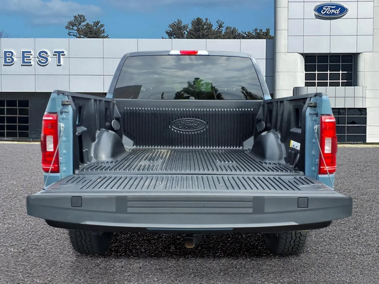 Used 2023 Area 51/Agate Black Ford XLT image 6