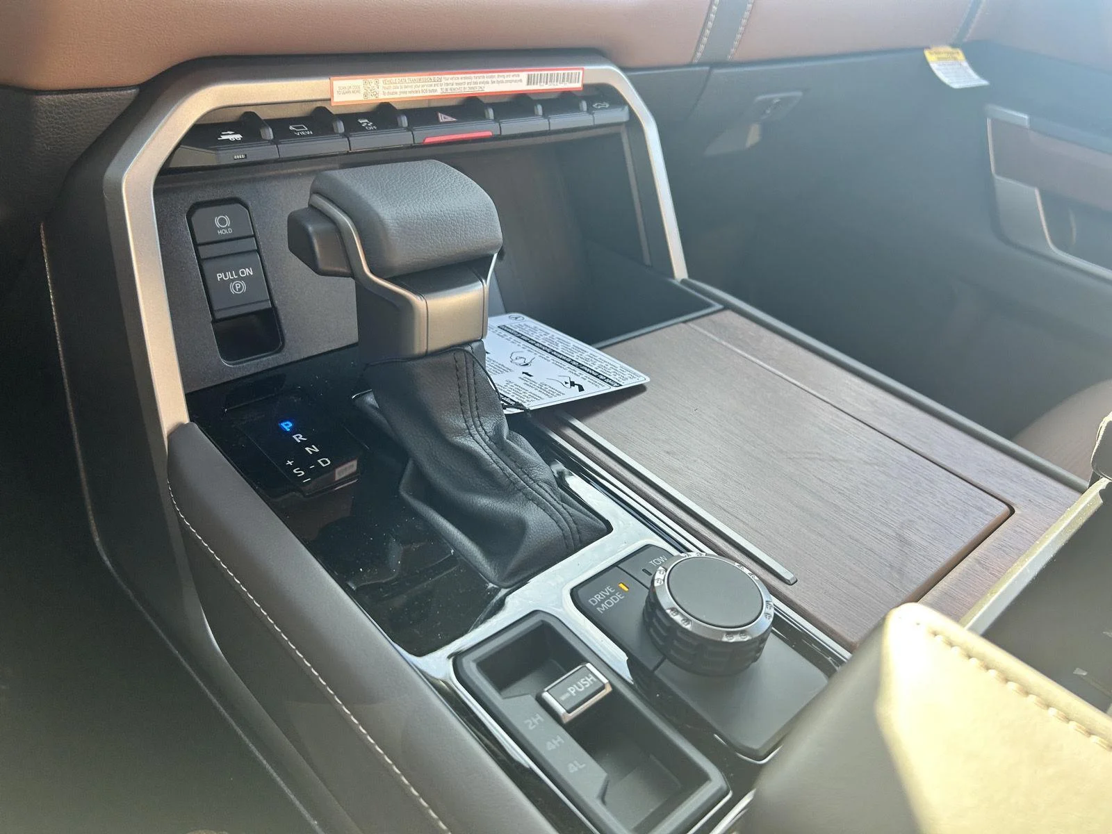 2026 Toyota Tundra 1794 Edition - Photo 17