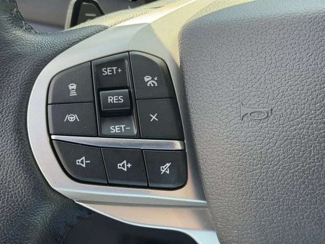 Used 2020 White Ford XLT image 16