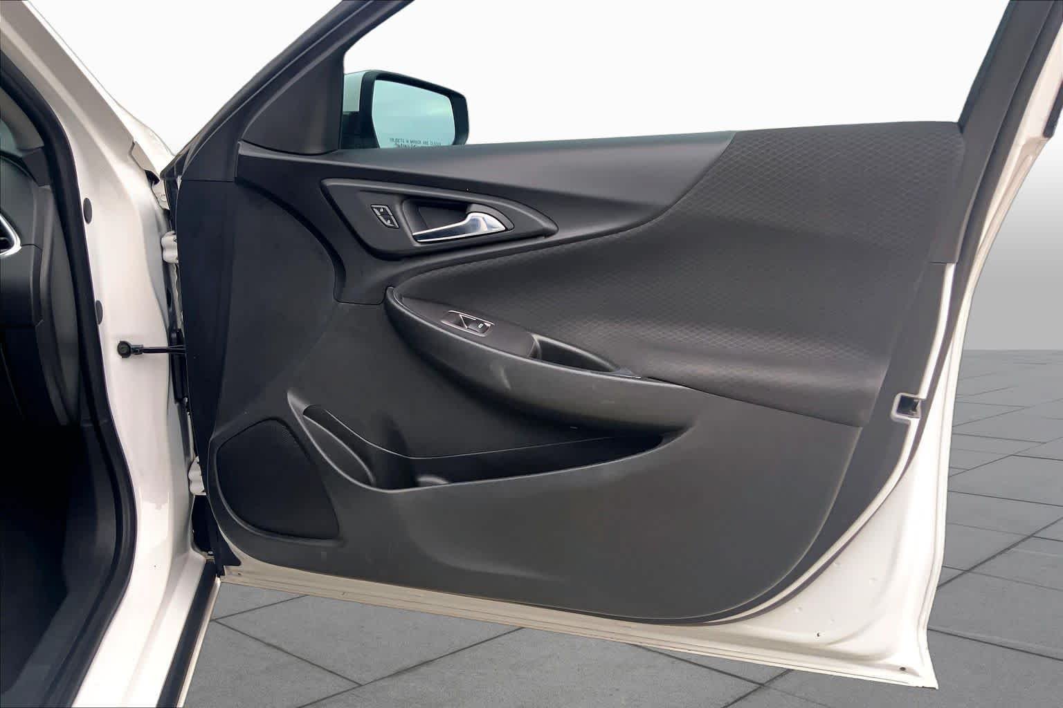 Used 2020 Summit White Chevrolet LT image 22
