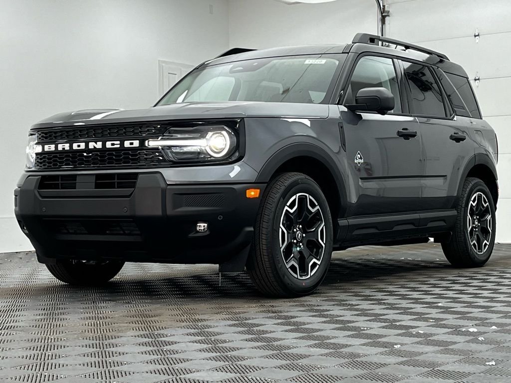 New 2026 Gray Ford Outer Banks image 2