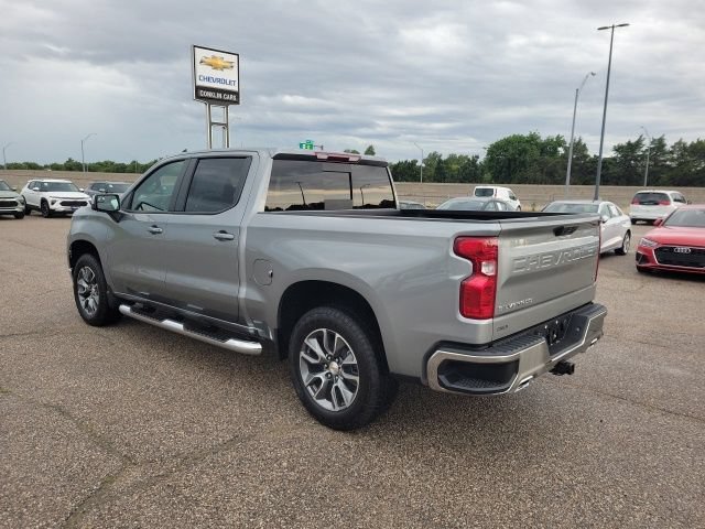 New 2026 Sterling Gray Metallic Chevrolet LT image 26