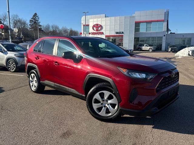 2020 Toyota RAV4 LE