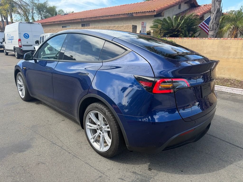 Used 2023 Blue Tesla Long Range image 4