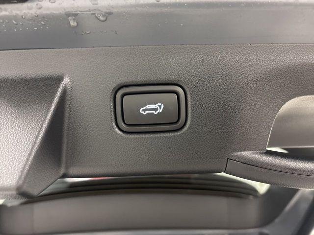 New 2026 Gray Hyundai SEL AWD image 29