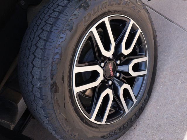 Certified Used 2025 Summit White GMC AT4 image 40
