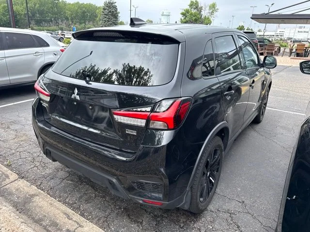 Certified Used 2024 Labrador Black Pearl Mitsubishi 2.0 LE image 4