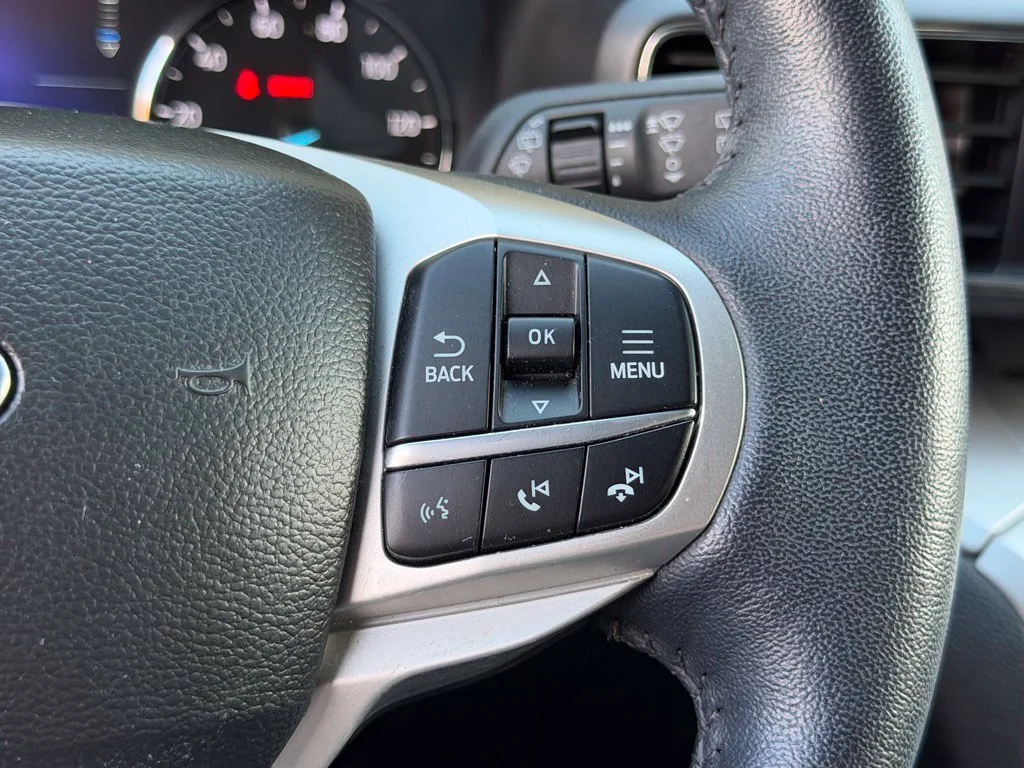 Used 2023 Gray Ford XLT image 33