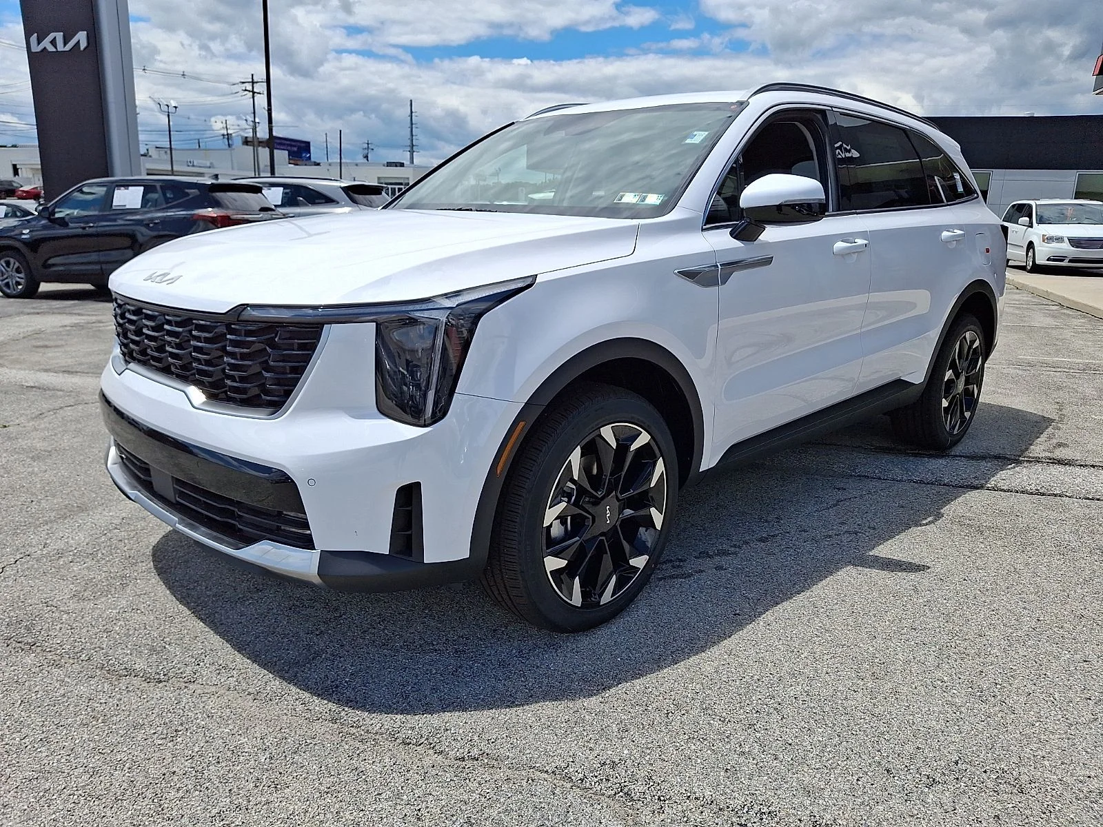 New 2026 White Kia EX image 4