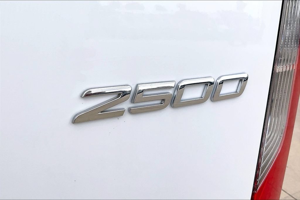 New 2025 Arctic White Mercedes-Benz  image 32