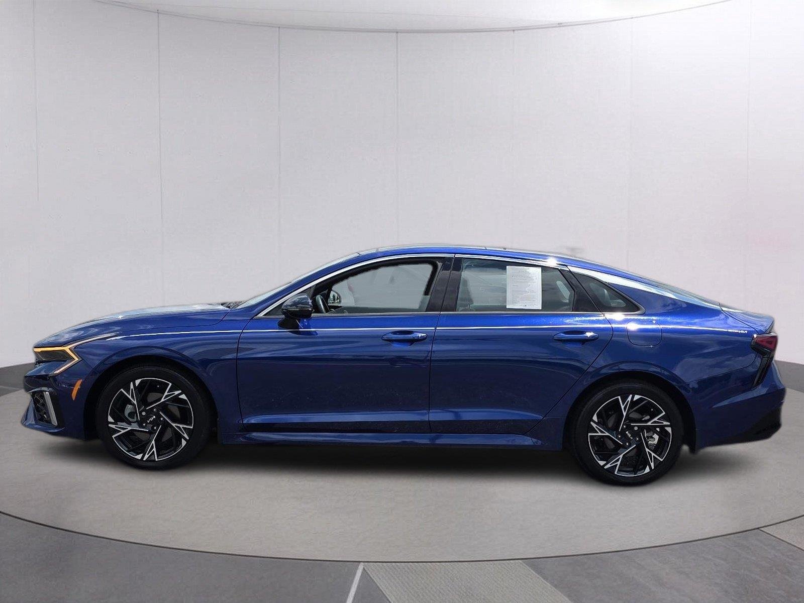 Used 2025 Yacht Blue Kia GT-Line image 8