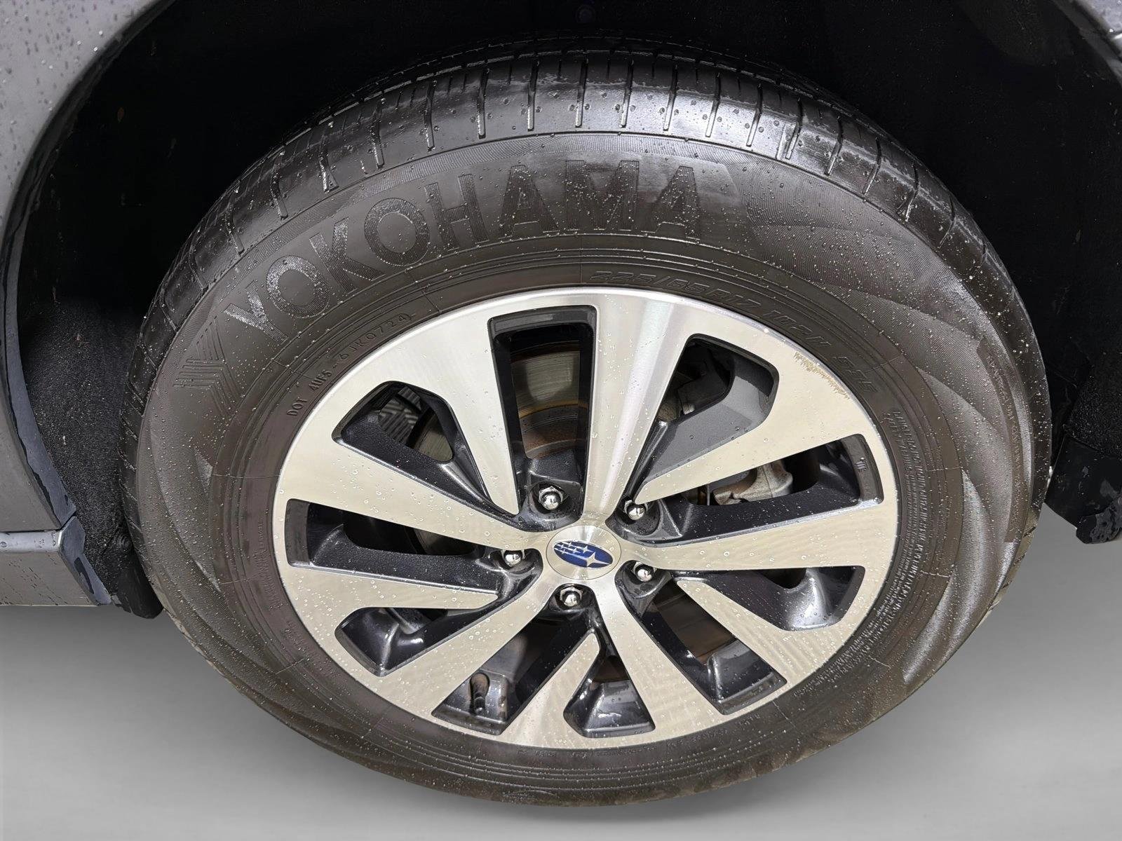 Used 2020 Crystal Black Silica Subaru Premium image 22