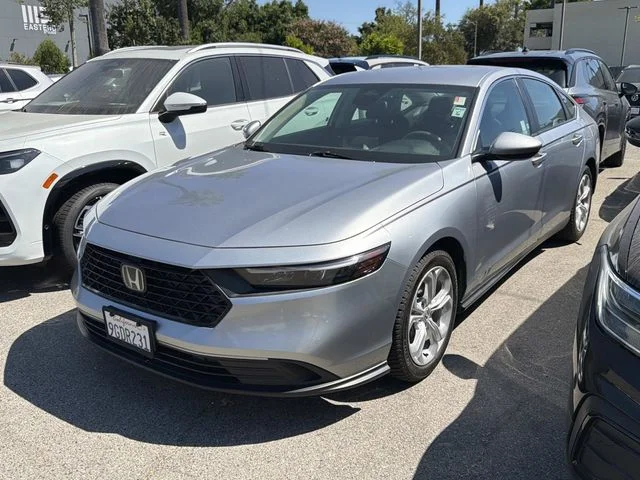 Used 2023  Honda LX image 1