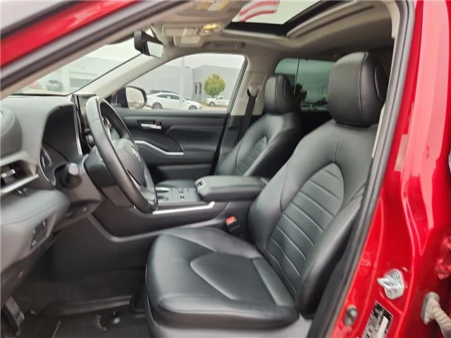 Used 2023 Ruby Flare Pearl Toyota XLE Front-Wheel Drive image 11