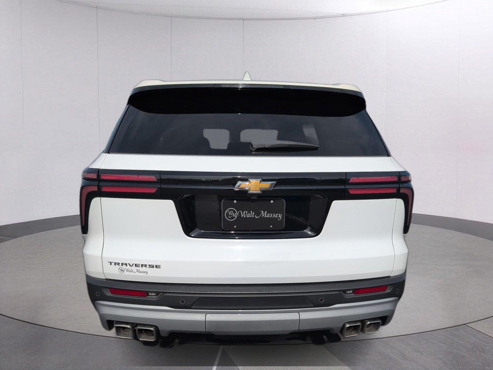 Certified Used 2025 Summit White Chevrolet LT image 6