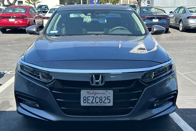 Used 2018 Modern Steel Metallic Honda EX image 3