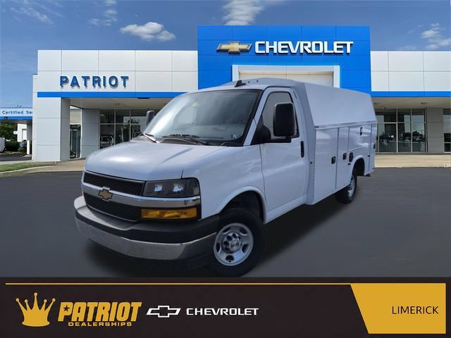 2025 Chevrolet Express Cutaway 3500