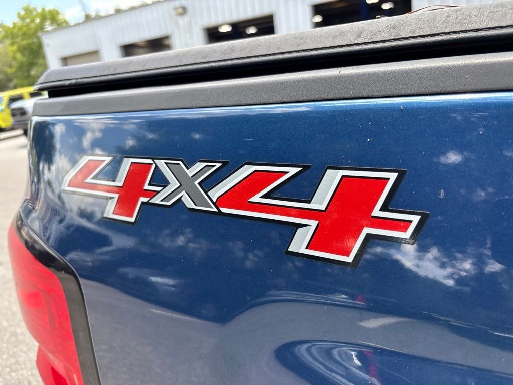 Used 2016 Blue Chevrolet LT image 3
