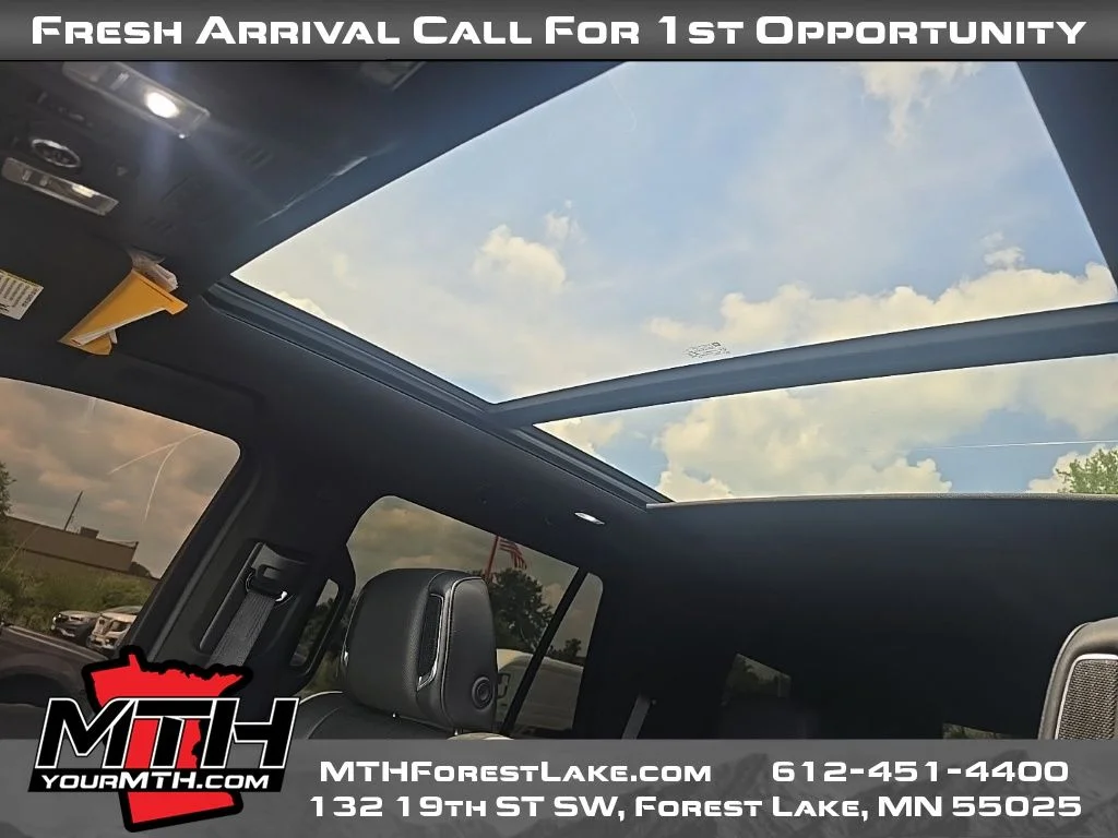 Used 2021 Black Cadillac Sport image 10