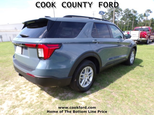 View vehicle photo 7