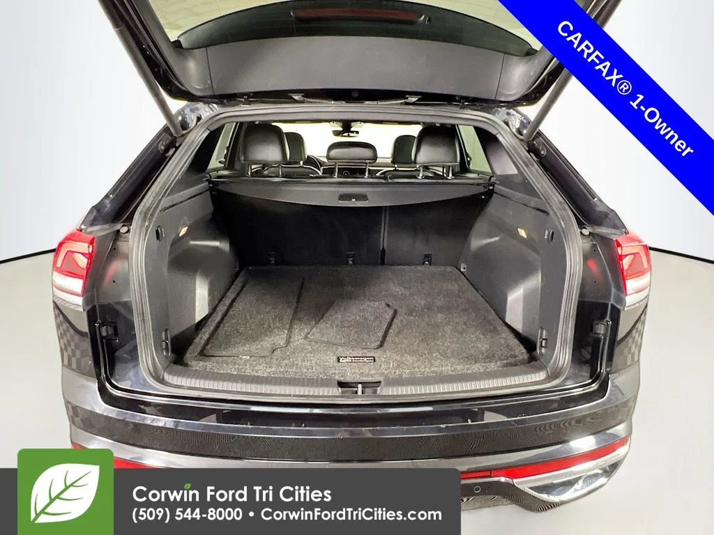 Used 2021 Deep Black Pearl Effect Volkswagen 3.6L V6 SEL Premium R-Line image 15