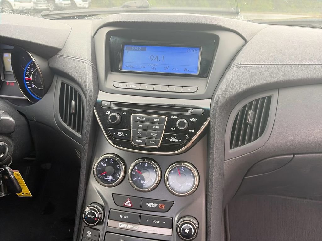 Used 2014 Black Hyundai 2.0T R-Spec image 11