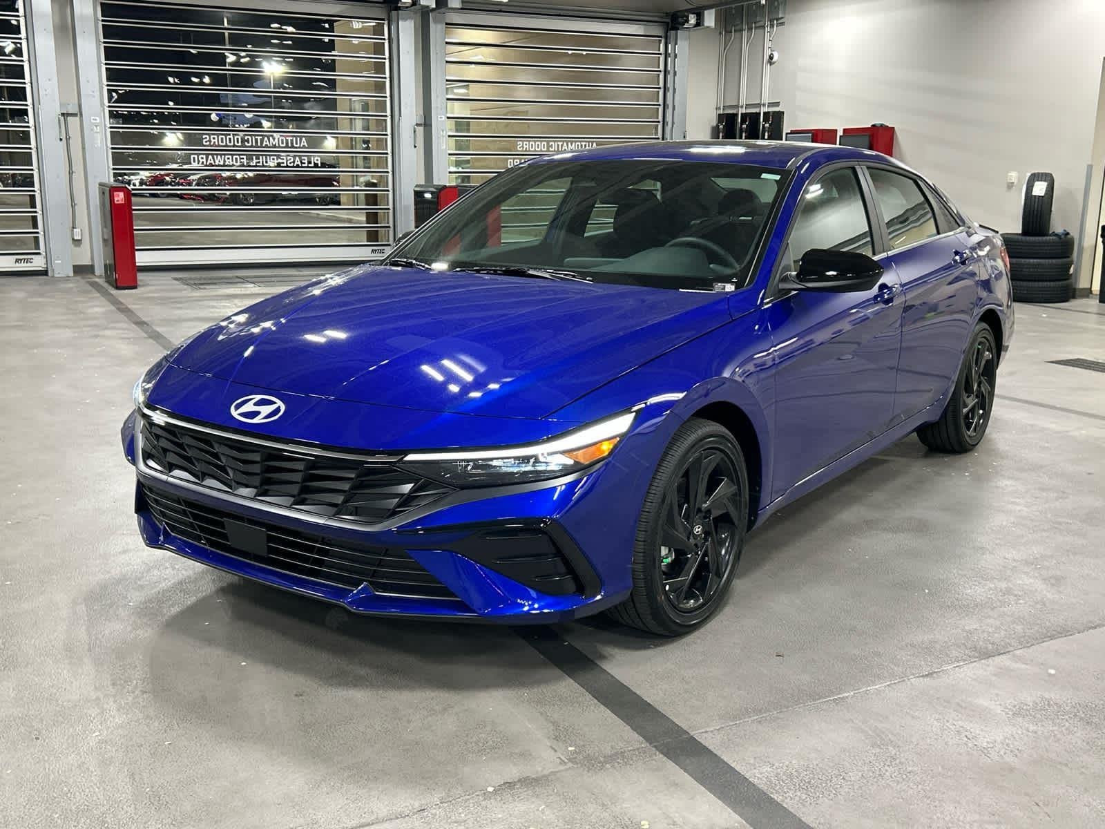 2026 Hyundai Elantra SEL - Photo 10