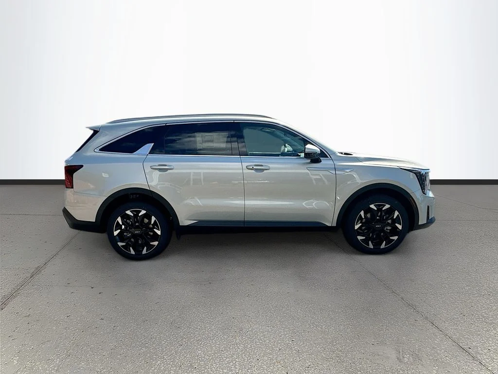 2026 Kia Sorento EX - Photo 8