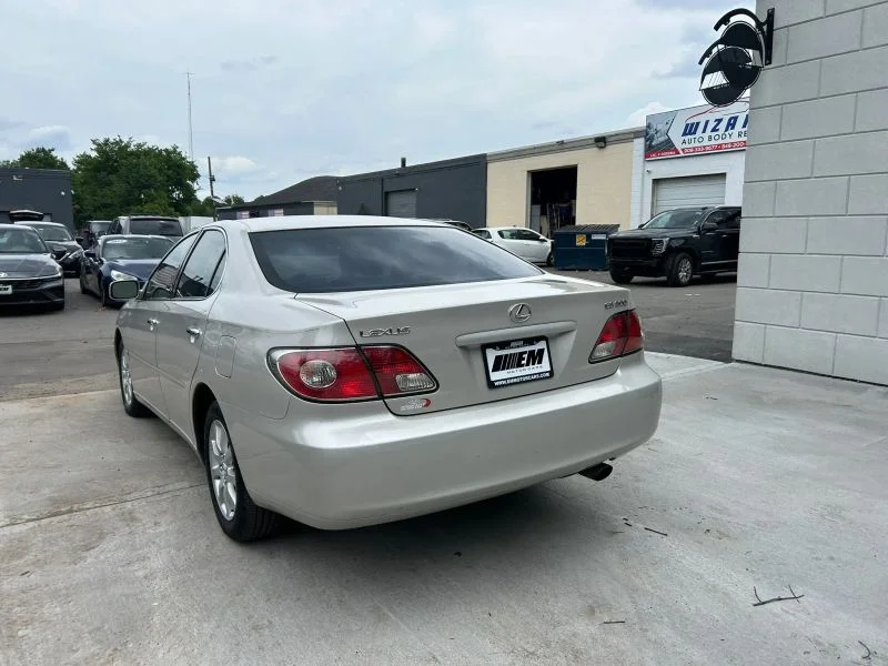 Used 2003 Gold Lexus ES 300 Sedan 4D image 7