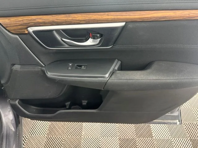 Used 2018  Honda EX image 21