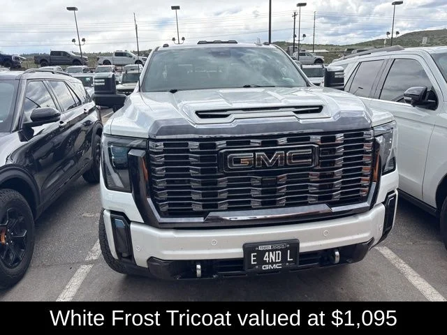 Used 2024 White GMC Denali Ultimate image 3