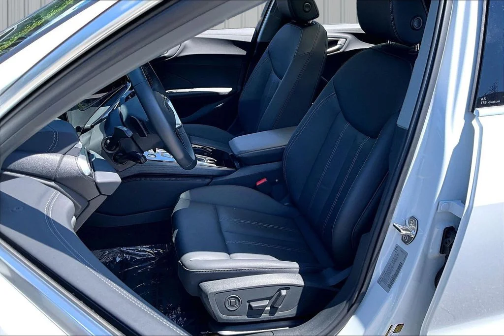 Used 2025 White Audi 2.0T Premium image 20
