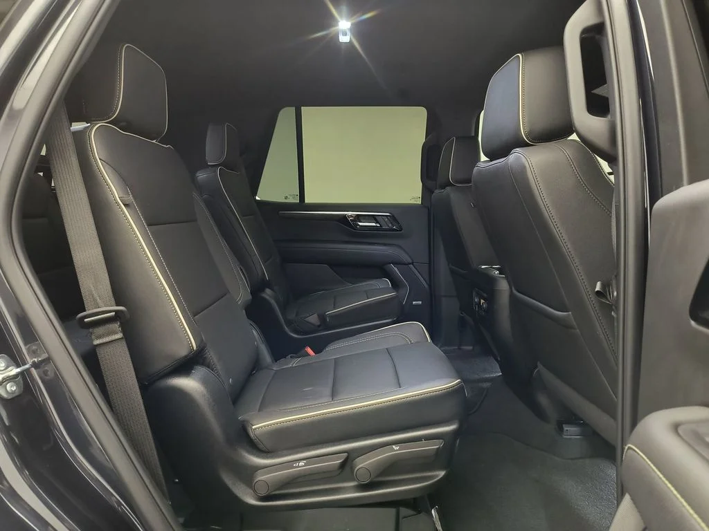 Used 2025 Dark Ash Metallic Chevrolet Premier image 31