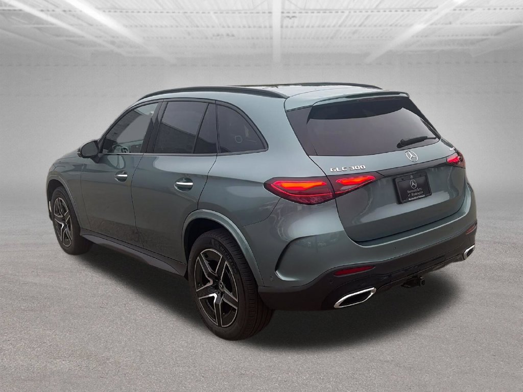 Used 2026 Silver Mercedes-Benz GLC 300 image 3