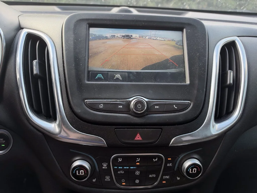 2018 Chevrolet Equinox LT - Photo 12