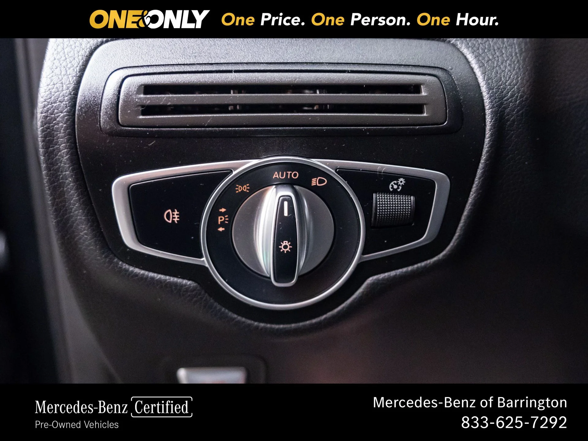 Certified Used 2022  Mercedes-Benz GLC 300 image 21