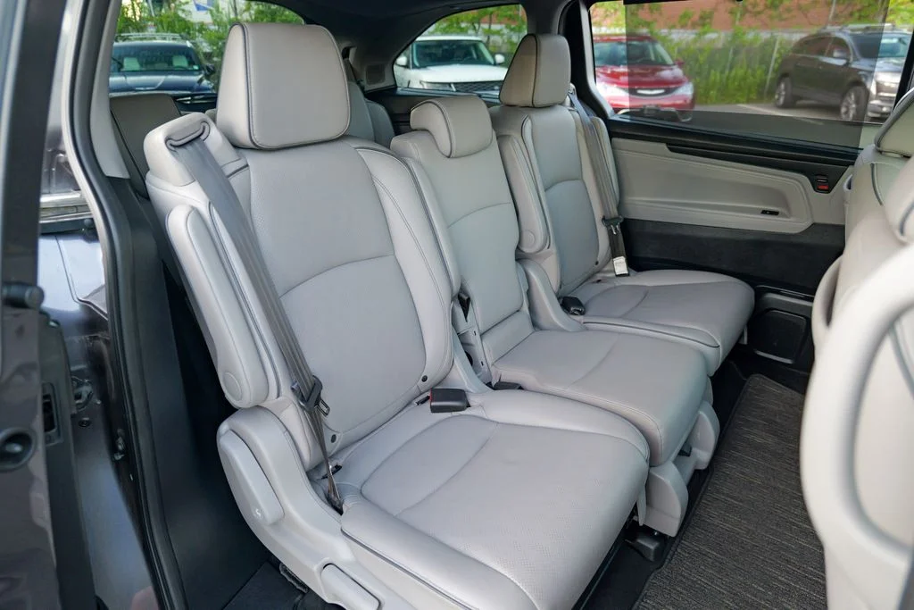 Used 2023 Gray Honda Elite image 33