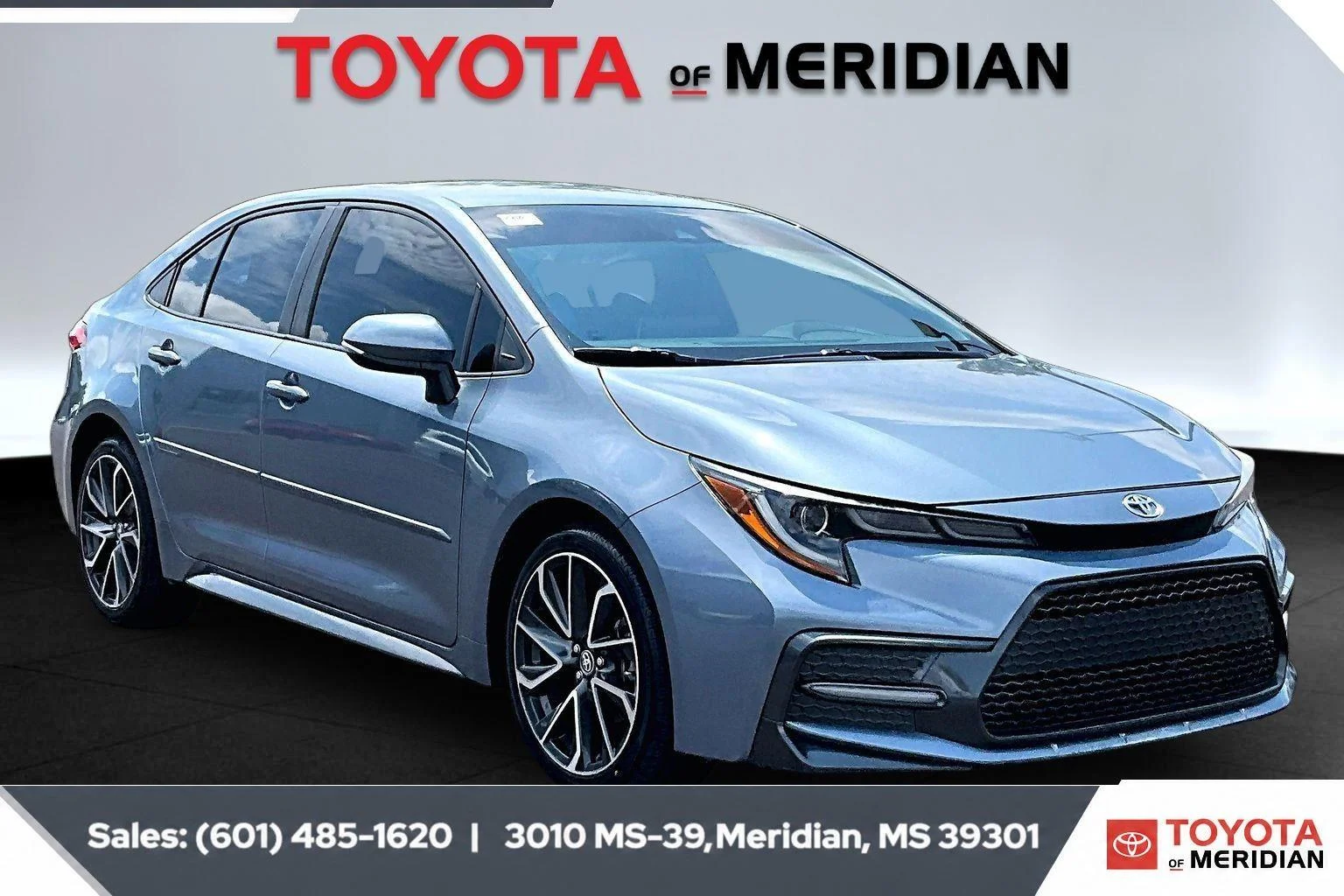 Used 2020 Celestite Gray Metallic Toyota SE image 1