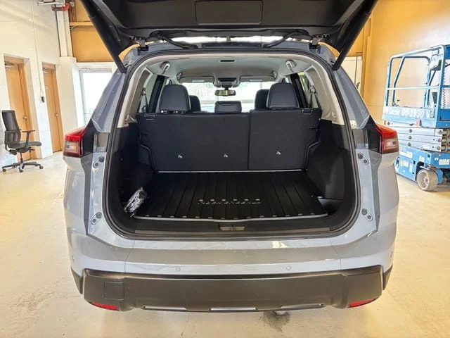 New 2026 Boulder Gray Pearl Nissan Rock Creek image 16