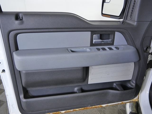 Used 2013 White Ford XLT image 21