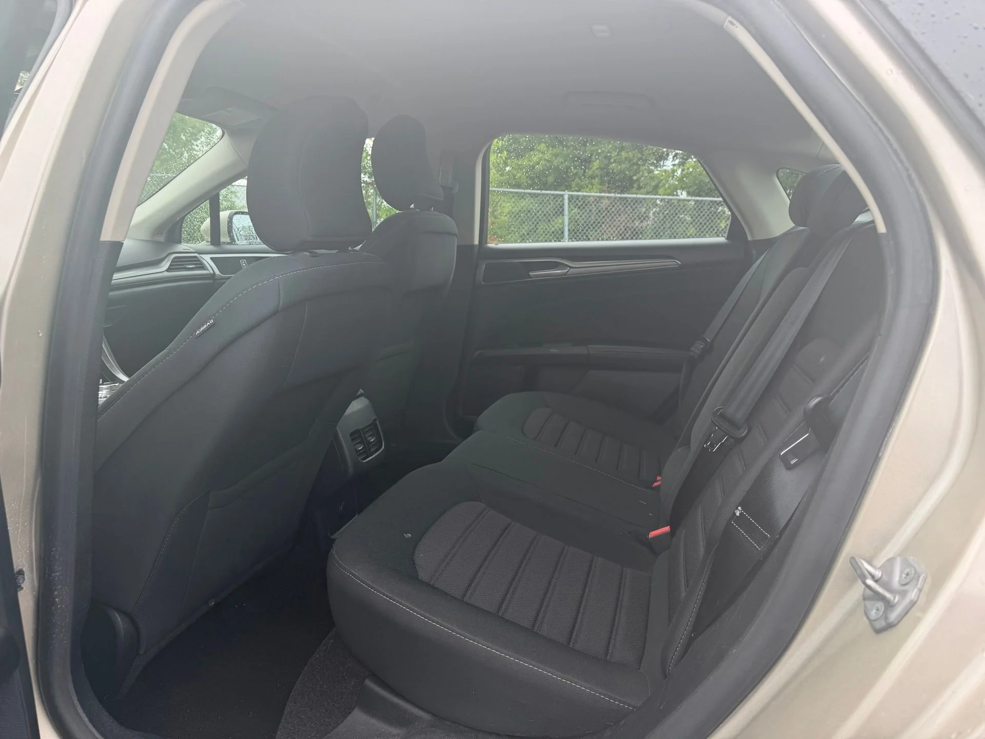Used 2019 Gold Ford SE image 10