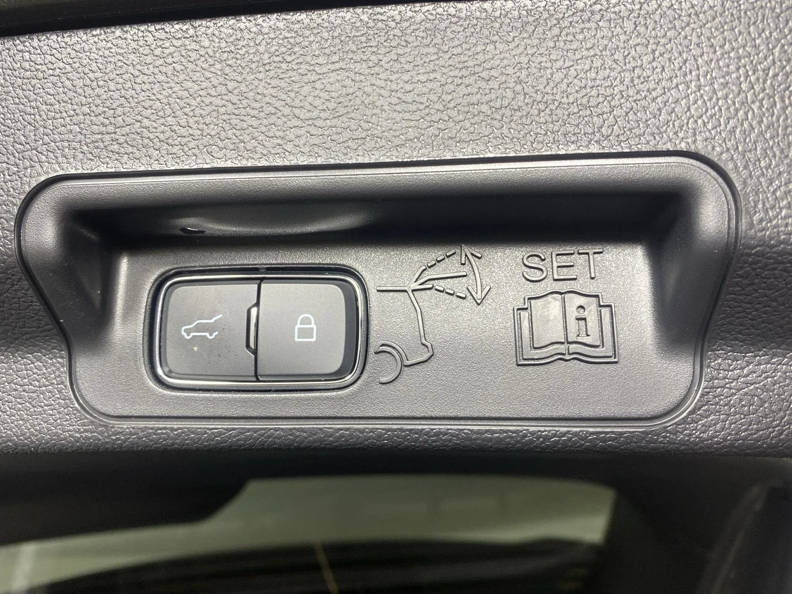 Used 2023 Carbonized Gray Ford XLT image 28
