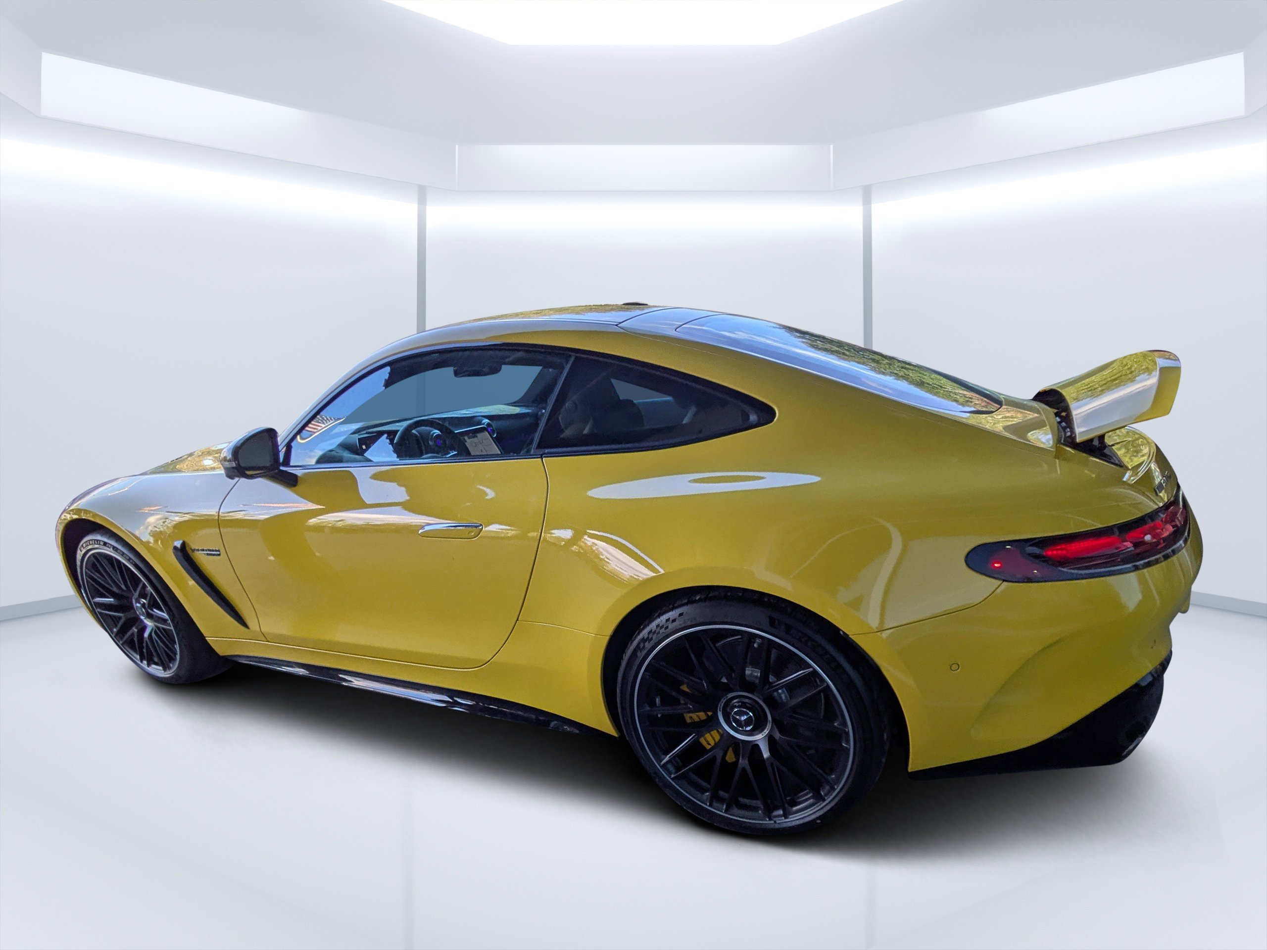 2025 Mercedes-Benz AMG GT Coupe 63 - Photo 7