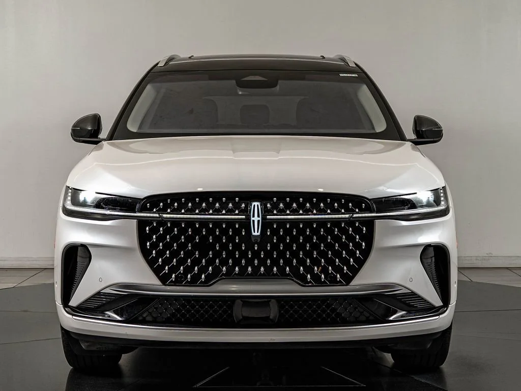 2024 Lincoln Nautilus Reserve AWD's photo