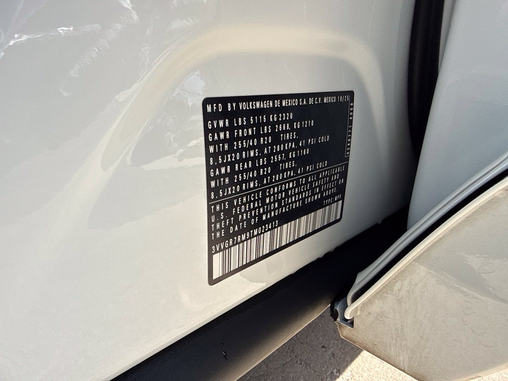 Certified Used 2026  Volkswagen SE R-Line Black image 31