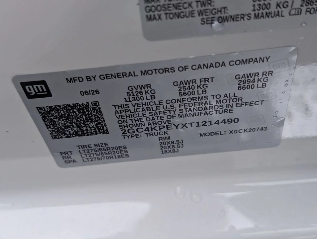 New 2026 Summit White Chevrolet LTZ image 31