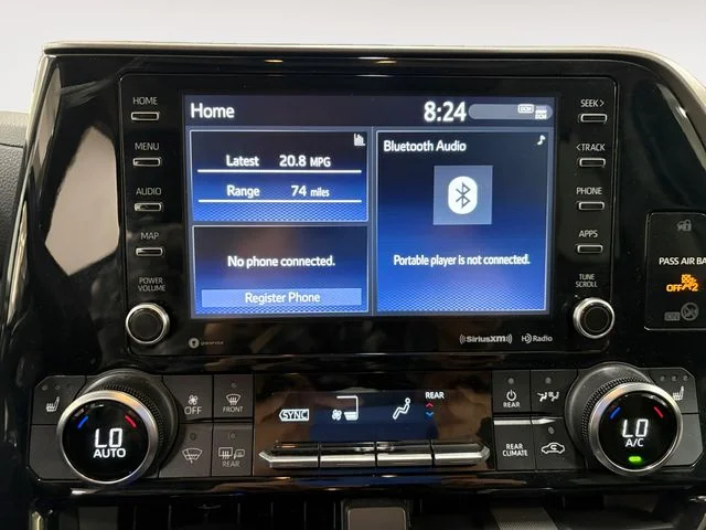 Used 2022  Toyota XLE image 7