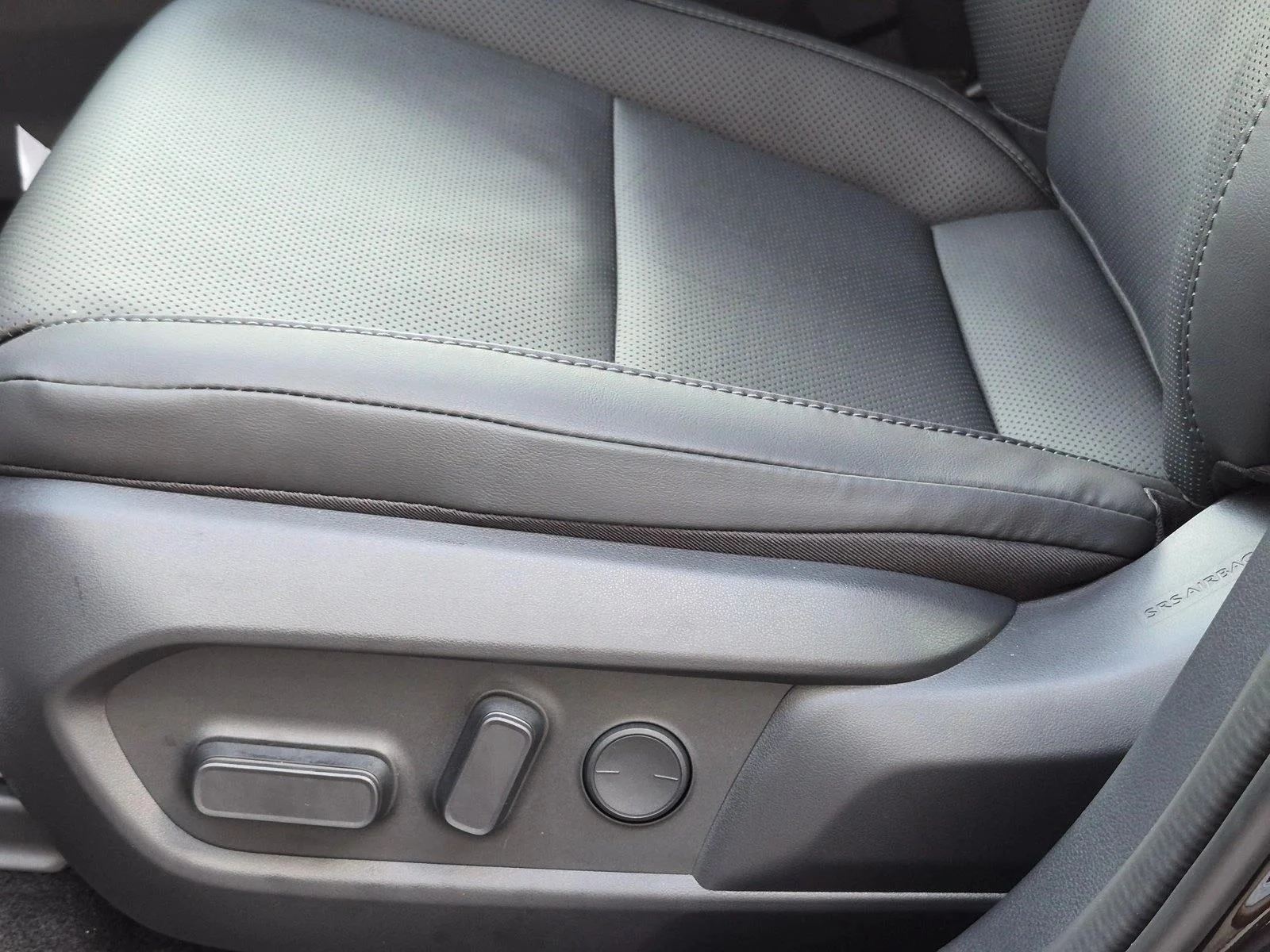 New 2026 Caviar Lexus ES 350h PREMIUM image 4